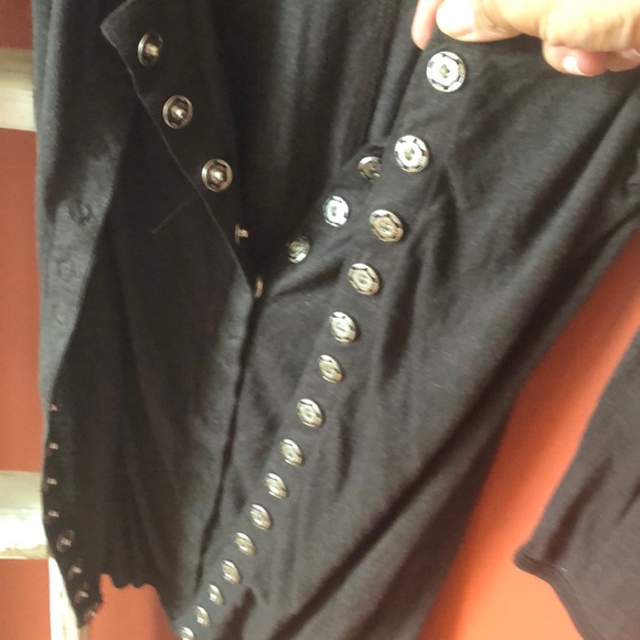 Shirt - Picture 5 of 5